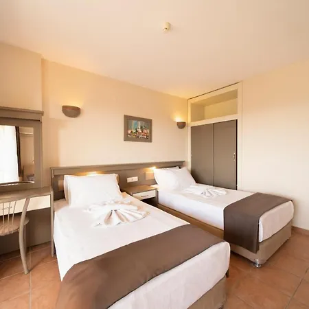 Esra And Family Hotel 3*
